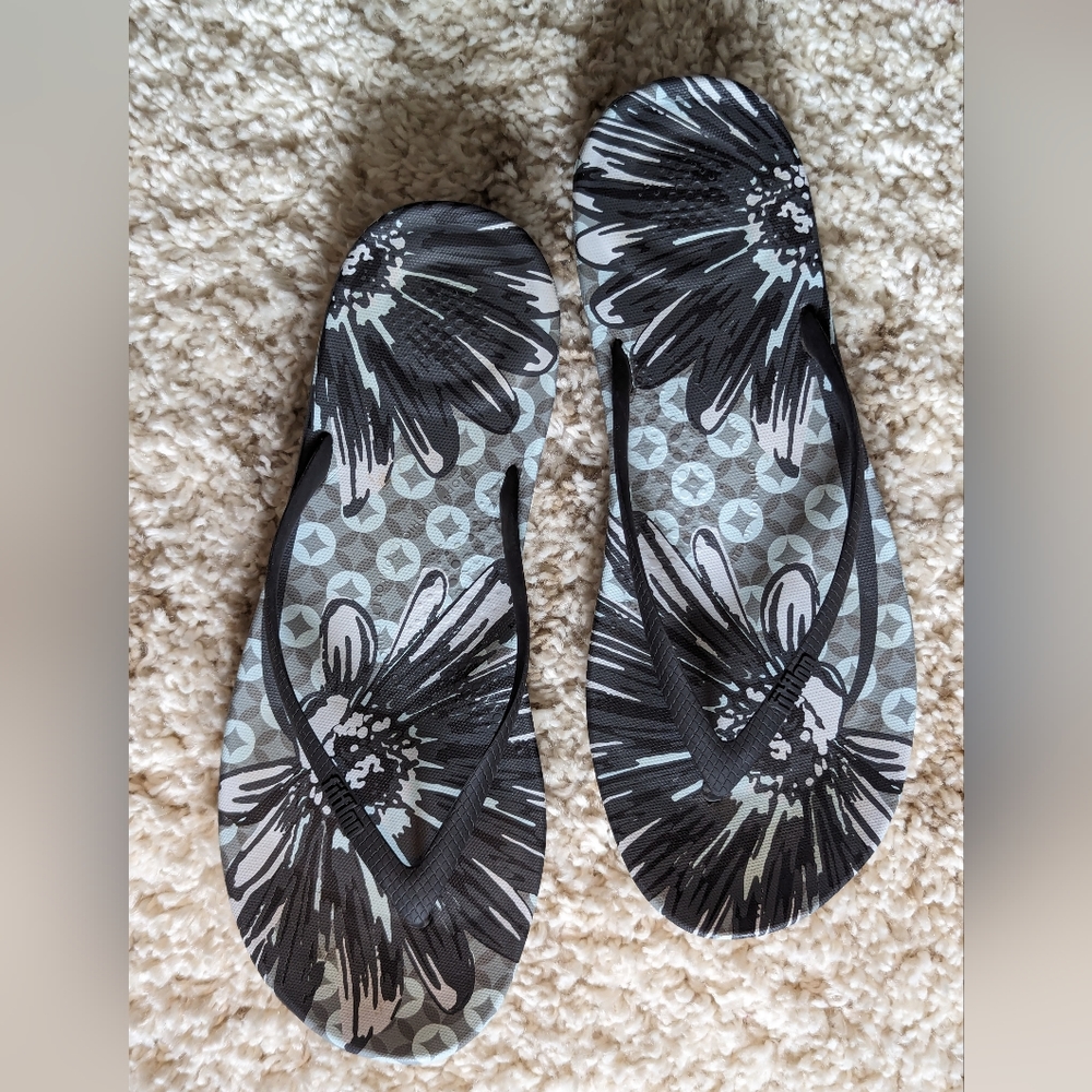 fitflop iqushion